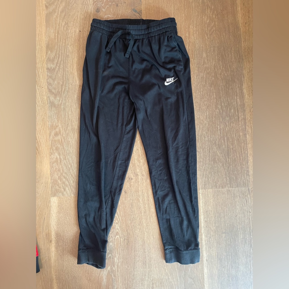 Nike jogger boys